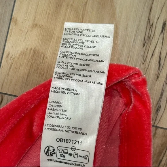 NWT Free People Cupcake Hot Pink Velvet Puff Sleeve Top - Picture 9 of 12